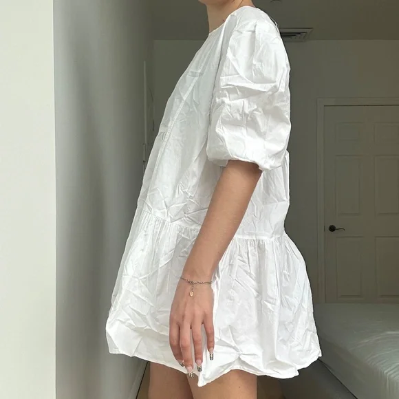 WHITE PUFFY DRESS - Picture 2 of 6